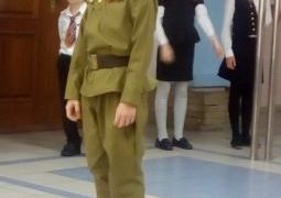 В начальной школе нашей гимназии  прошел конкурс чтецов стихотворений «Я о войне сегодня говорю»