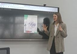  "Книги и искусство"